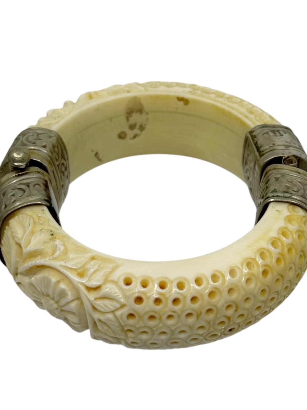 Vintage carved ivory silver tone hinged bangle bracelet - GM189